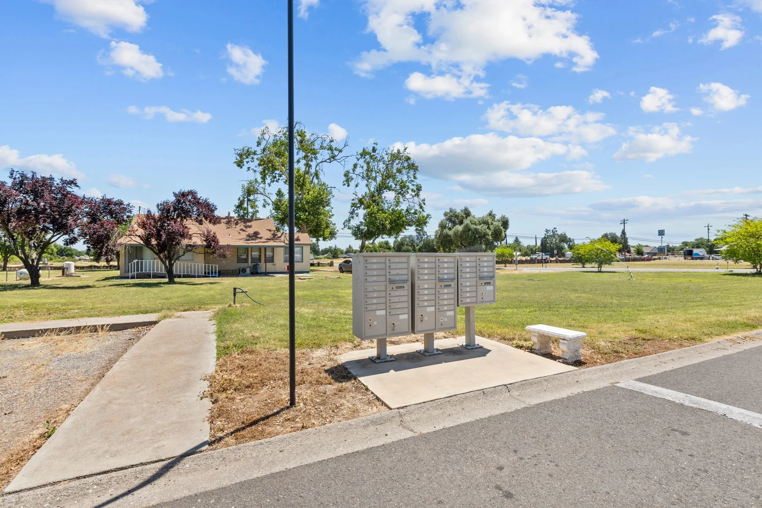 Well-kept RV site in Los Molinos